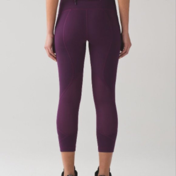 Women's Lululemon Pace Rival Mid-Rise Crops - Picture 1 of 6